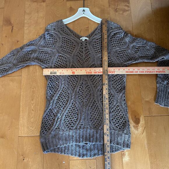 Cozy casual beige crocheted long sleeve tunic top women’s size M/L - Picture 10 of 12